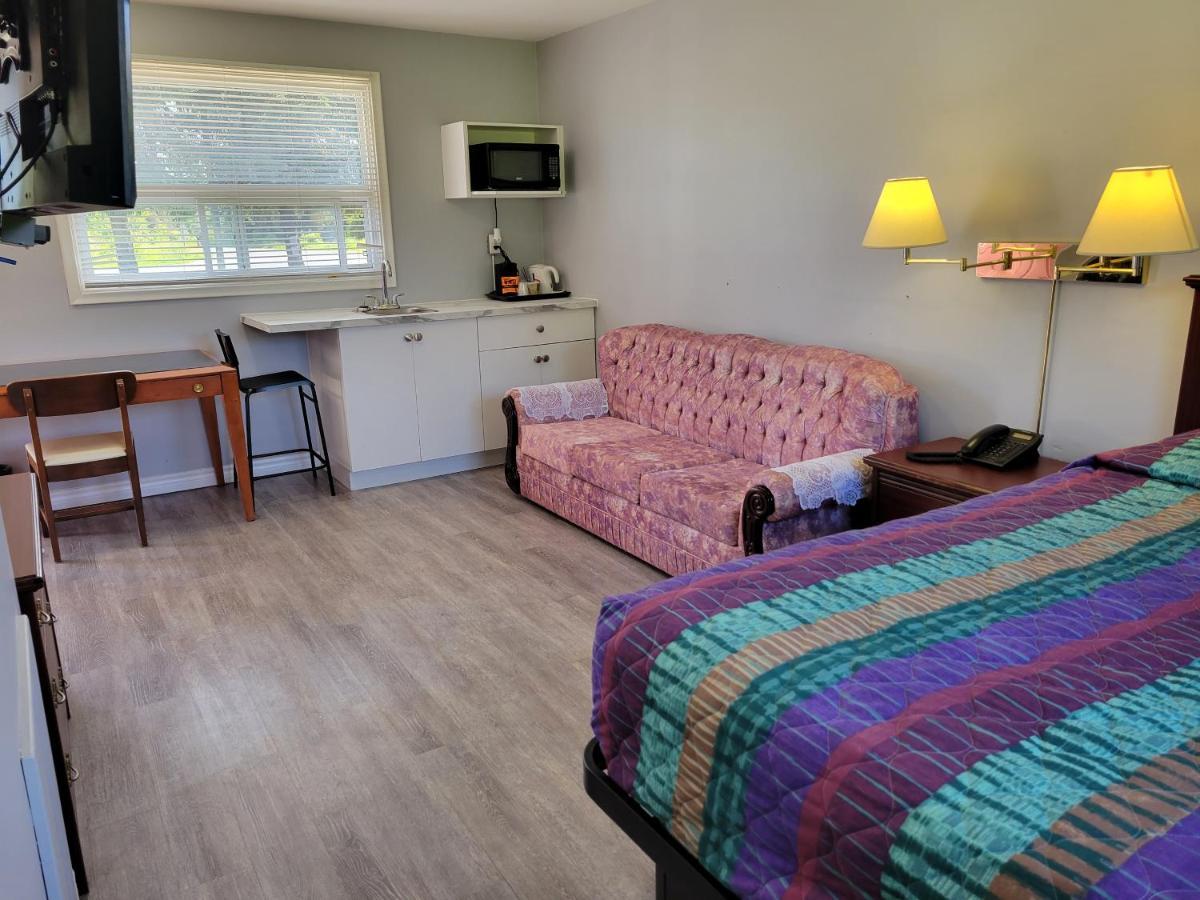Knights Inn Cobourg Dış mekan fotoğraf