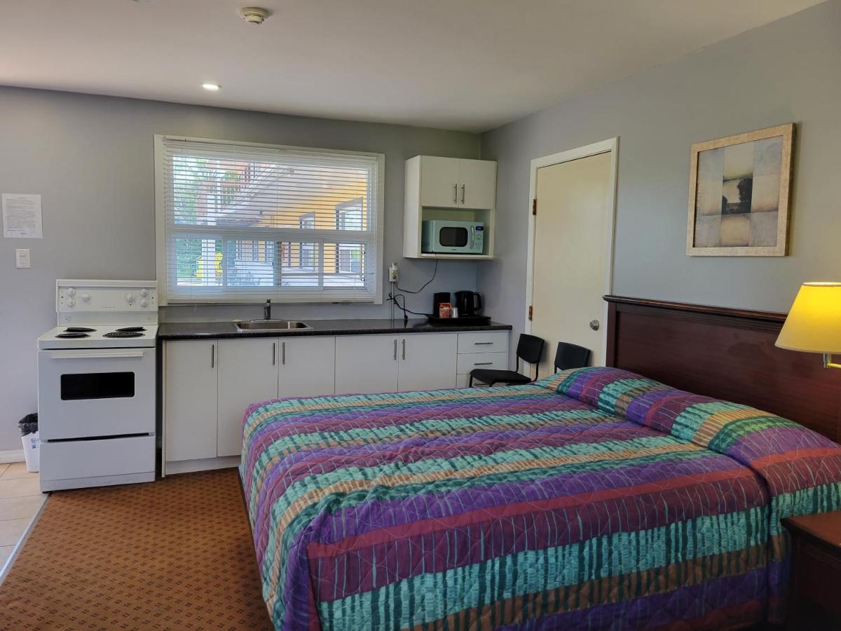 Knights Inn Cobourg Dış mekan fotoğraf