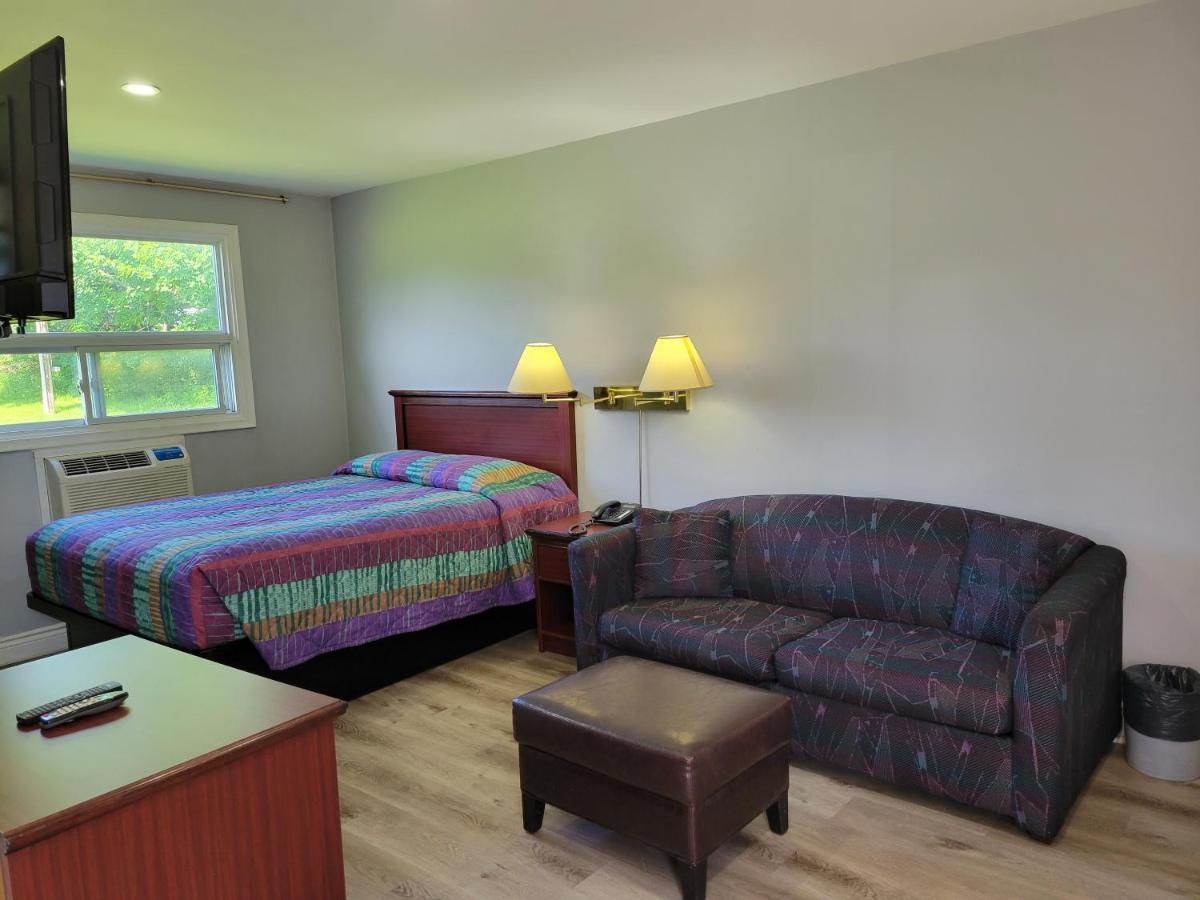 Knights Inn Cobourg Dış mekan fotoğraf